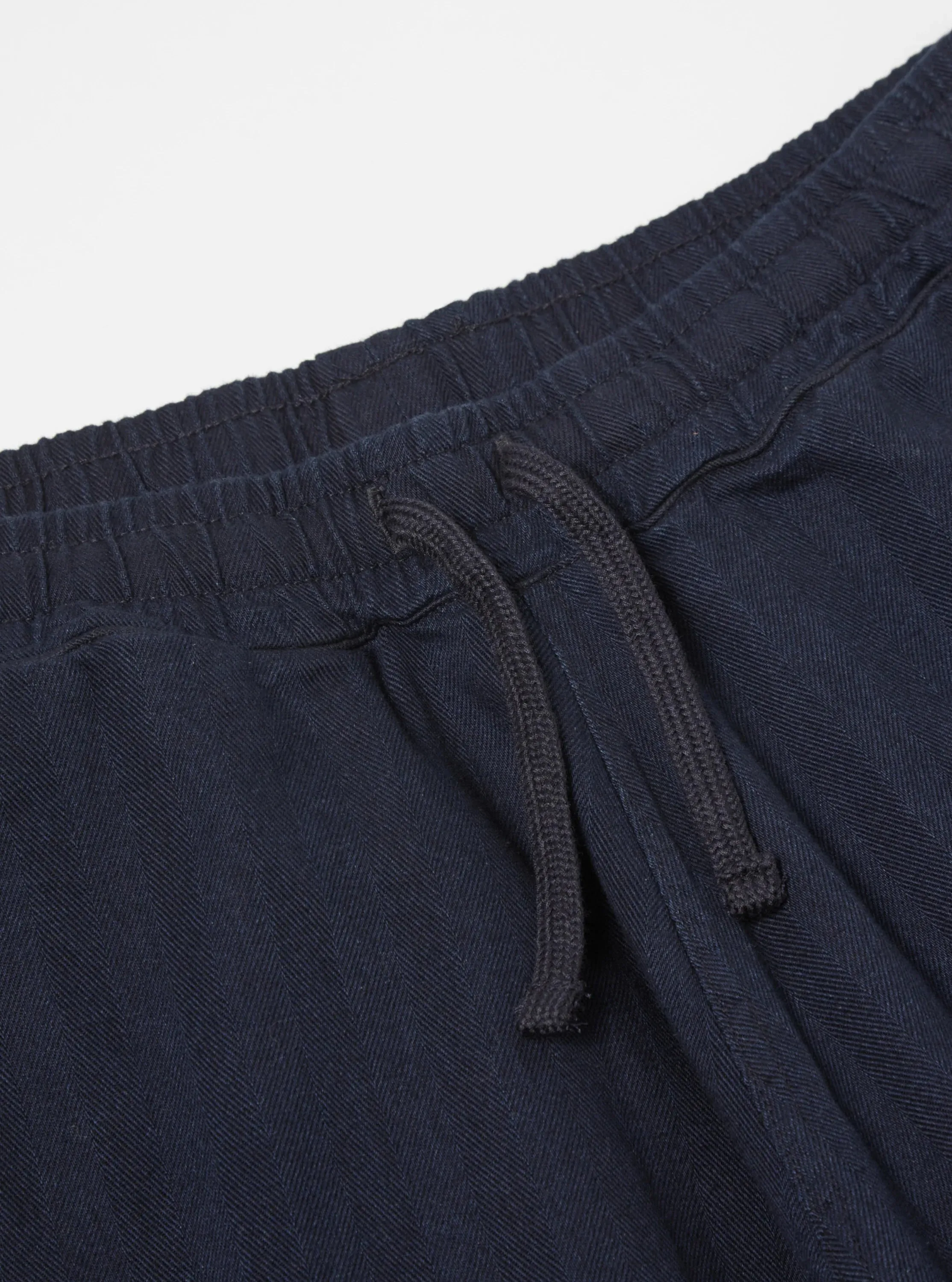 UNIVERSAL WORKS Lumber Short In Indigo Herringbone Denim